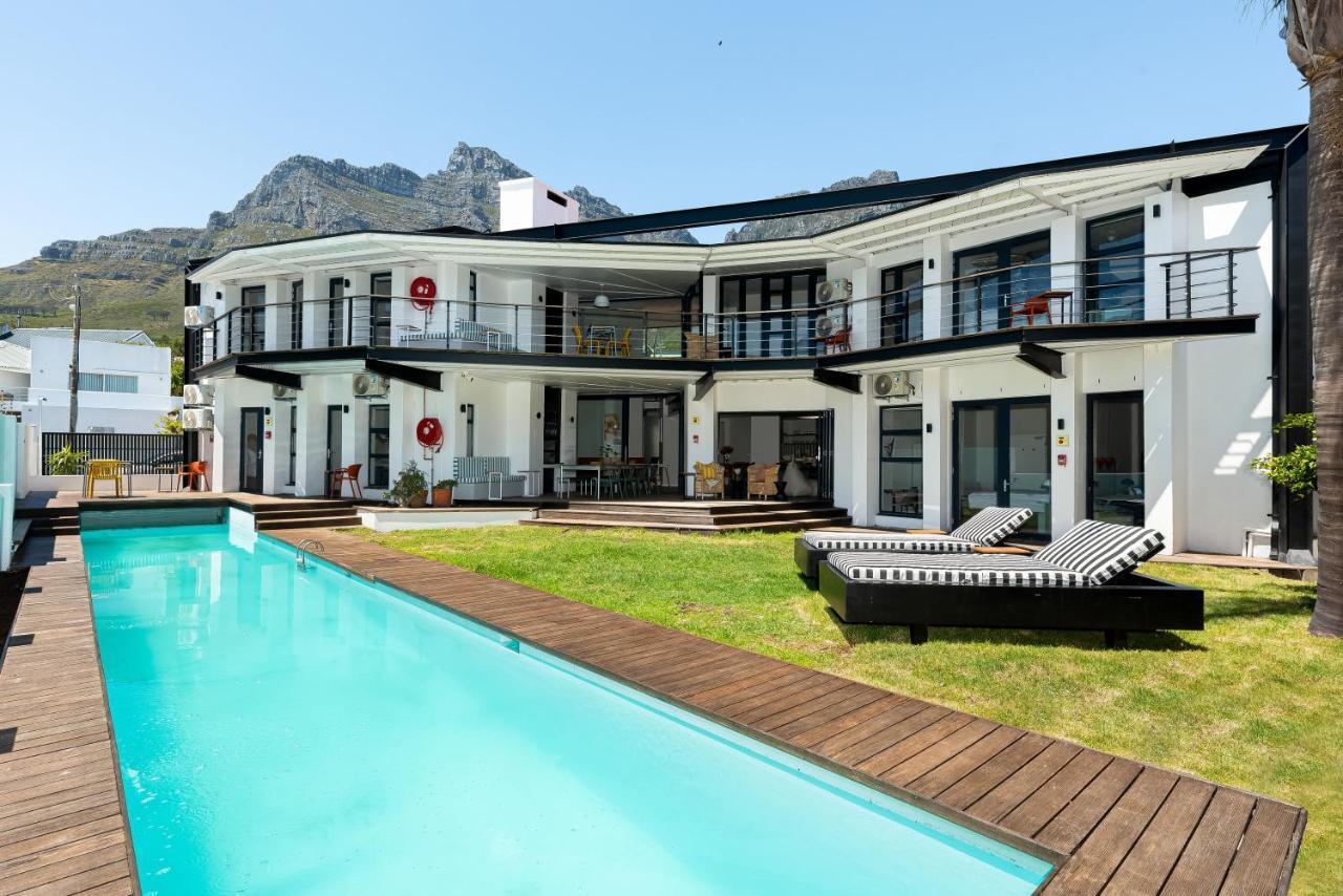 Neighbourgood 1St Crescent Hotel Kaapstad Buitenkant foto