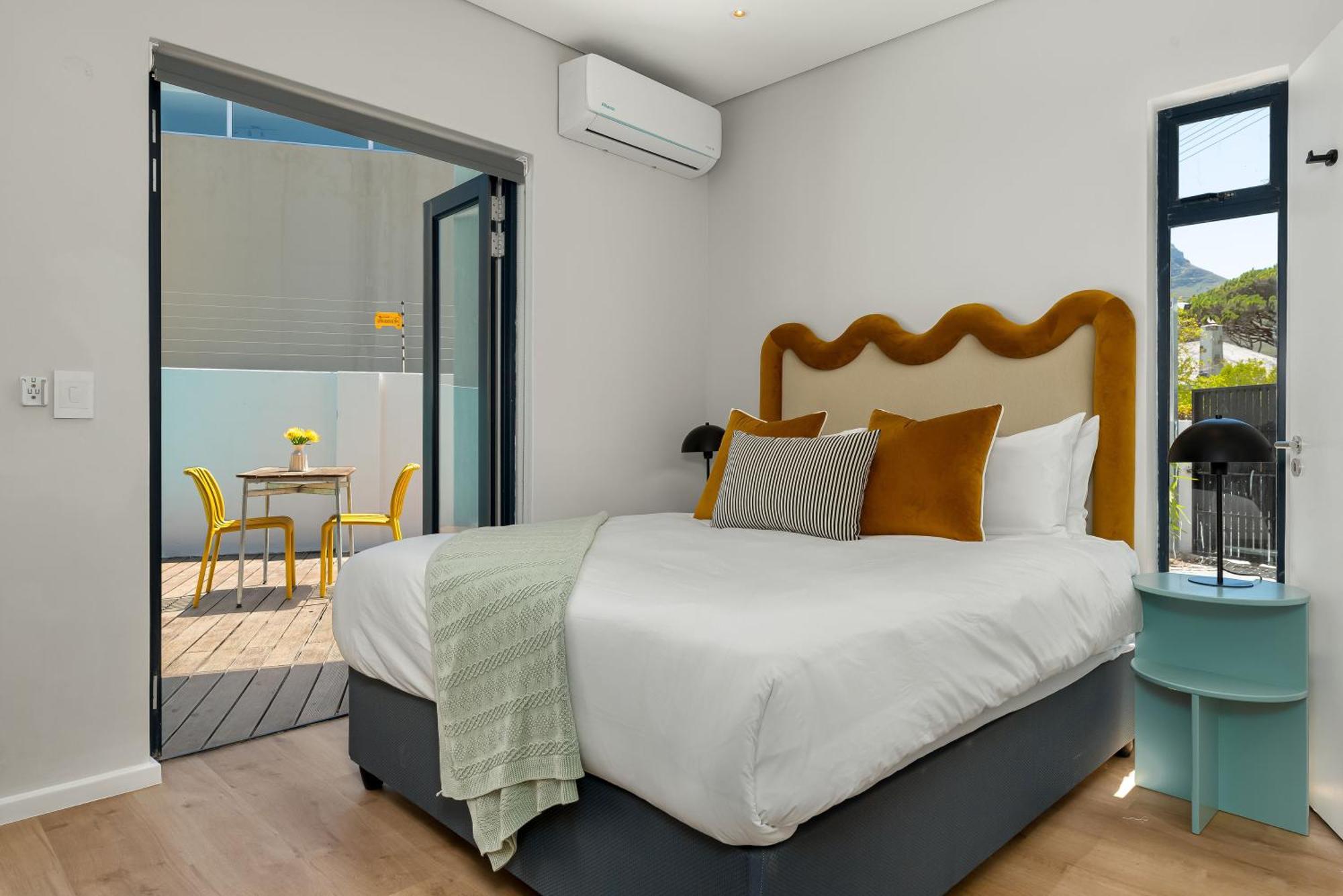 Neighbourgood 1St Crescent Hotel Kaapstad Buitenkant foto