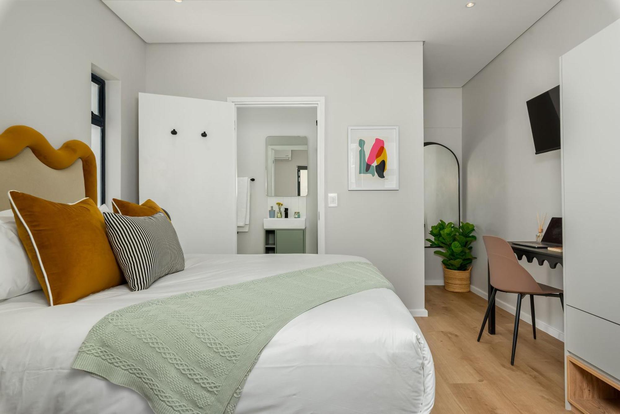 Neighbourgood 1St Crescent Hotel Kaapstad Buitenkant foto